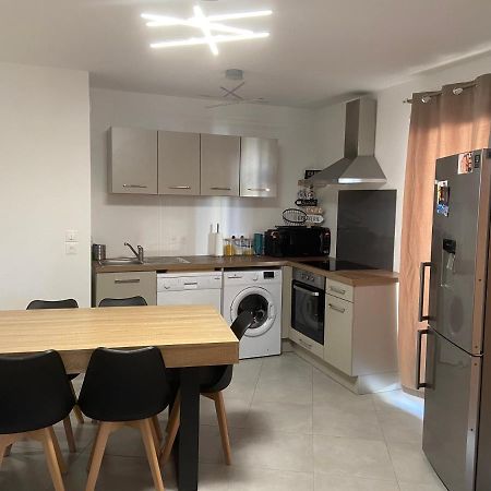Appartement T2, résidence au calme. Parking privé Marsiglia Esterno foto